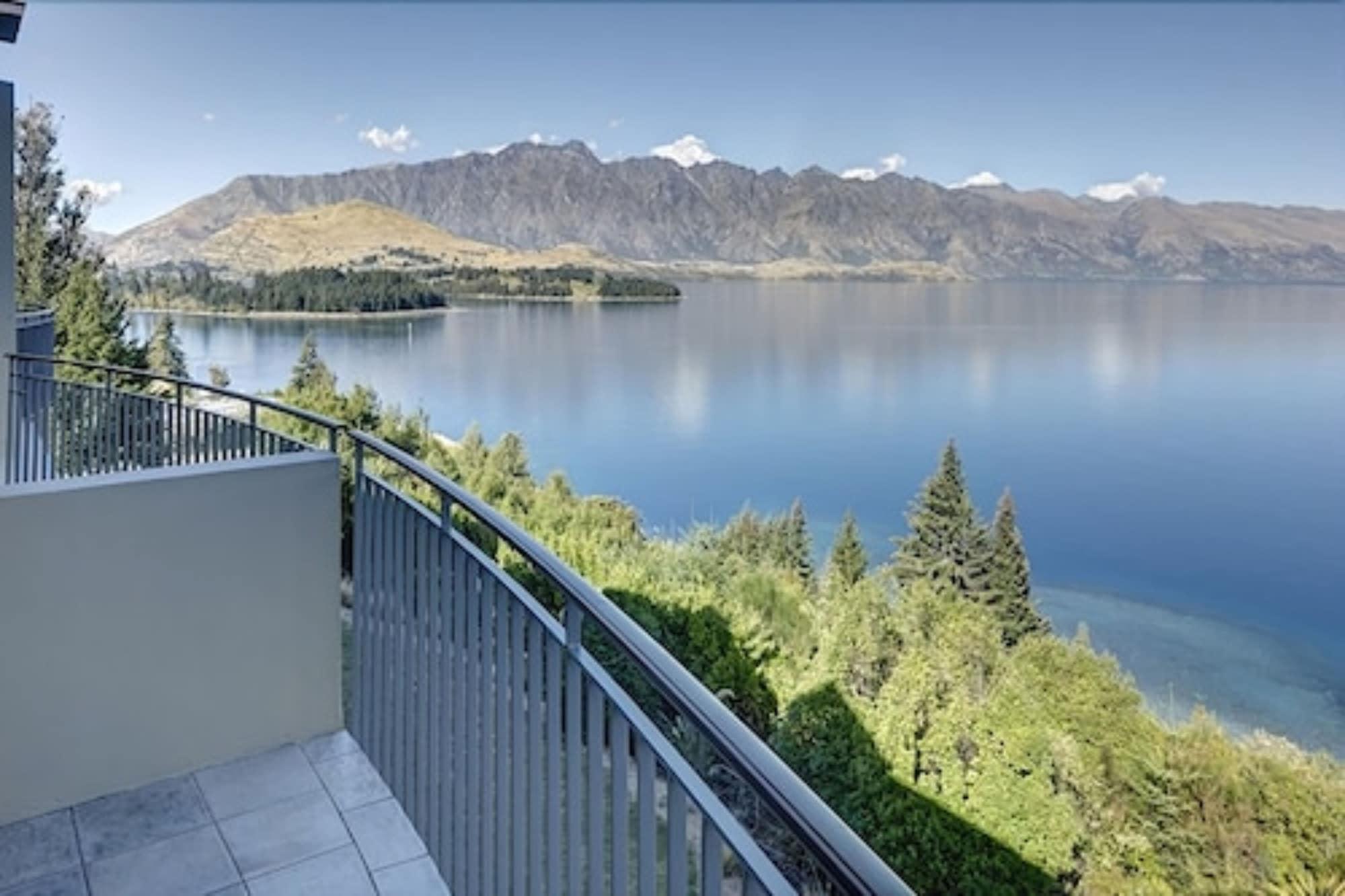 Heritage Queenstown Hotel Exterior photo