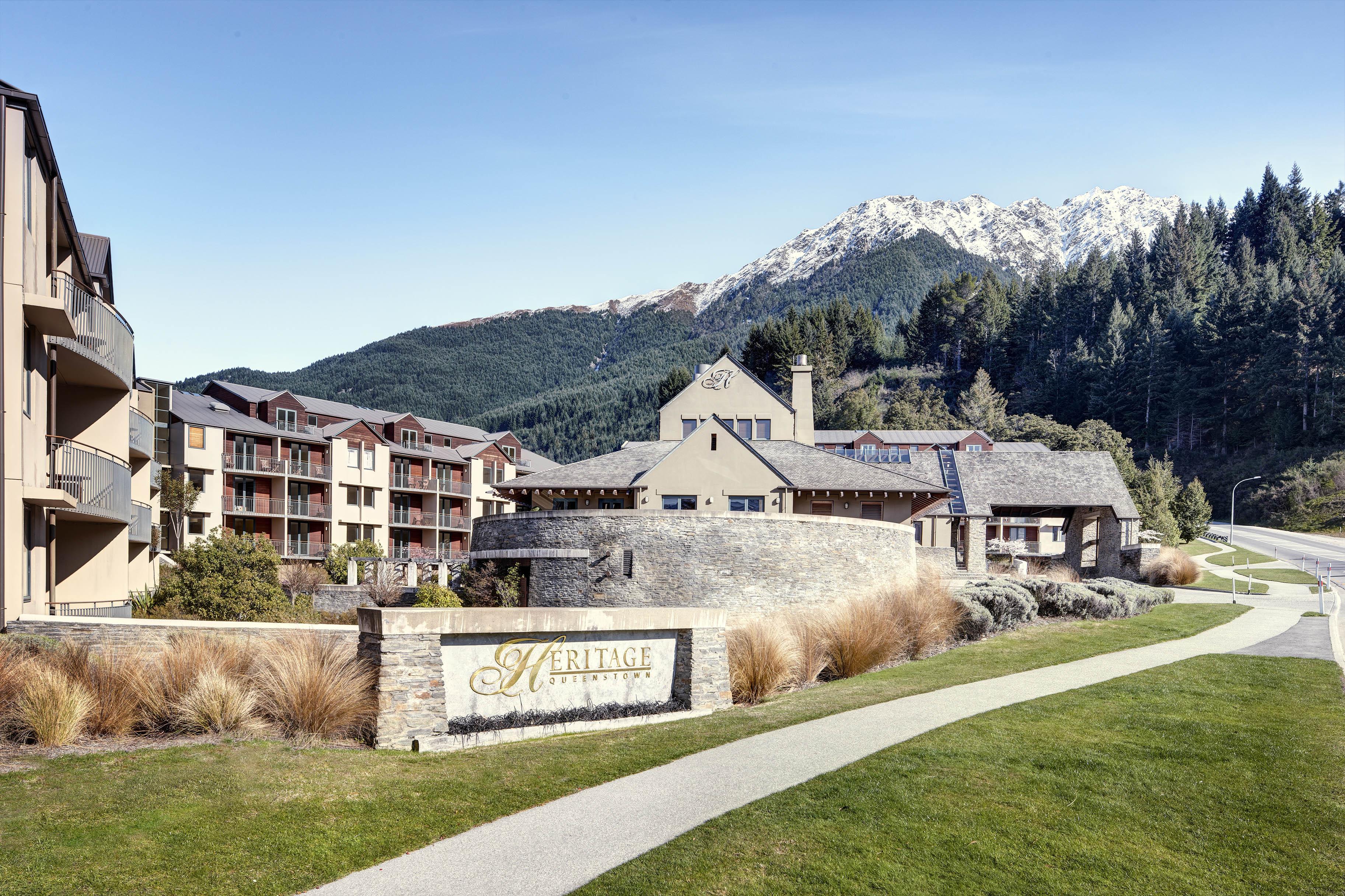 Heritage Queenstown Hotel Exterior photo