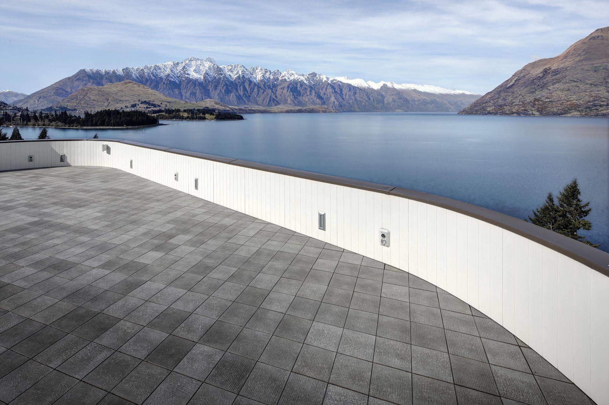 Heritage Queenstown Hotel Exterior photo